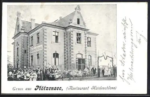 AK Berlin-Plötzensee, Restaurant Haideschloss mit Gästen