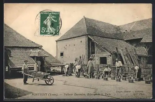AK Pontigny /Yonne, Tuilerie Duranton, Relevage de la Tuile