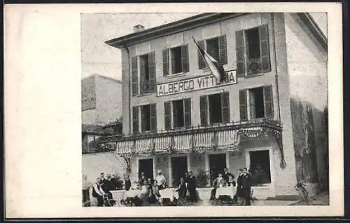 AK Arona /Lago Maggiore, Albergo Ristorante Vittoria già Ruffoni, Pietro Brovelli, Propr.