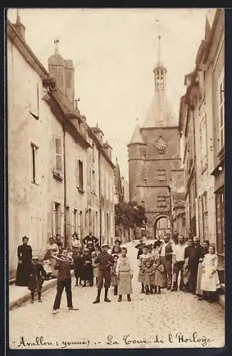 AK Avallon /Yonne, La Tour de l`Horloge