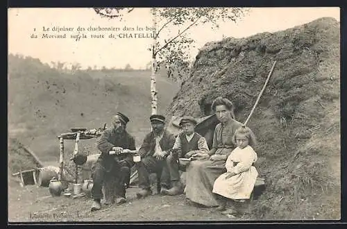 AK Chastellux-sur-Cure, Le dejeuner des charbonniers dans les bois du Morvand sur la route