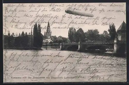 AK Konstanz, Ortsansicht von der Seestrasse mit Zeppelins Luftschiff