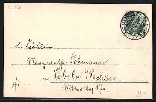 AK Kind lässt Sektkorken zu Neujahr knallen