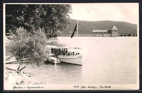 AK Edersee, Boot am Anleger