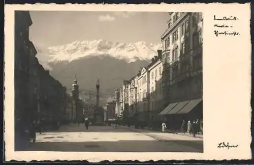 Foto-AK Adalbert Defner: Innsbruck, Maria-Theresienstrasse mit Säulendenkmal