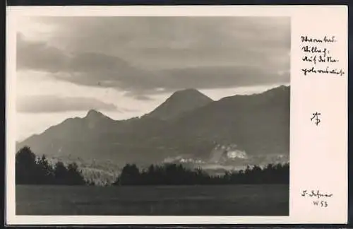 Foto-AK Adalbert Defner: Villach, Bergpanorama unter Wolkenhimmel