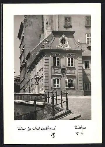 Foto-AK Adalbert Defner: Wien, Drei Mäderlhaus
