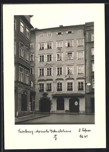 Foto-AK Adalbert Defner: Salzburg, Mozarts Geburtshaus