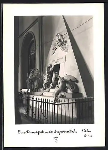 Foto-AK Adalbert Defner: Wien, Canovagrab in der Augustinerkirche