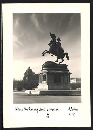 Foto-AK Adalbert Defner: Wien, Erzherzog Karl-Denkmal