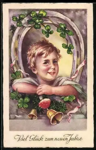 AK Kind mit Hufeisen, Kleeblätter und Fliegenpilz, Viel Glück zum neuen Jahre