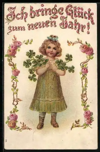 AK Mädchen hält Kleeblätter in den Händen, Glück im neuen Jahr!