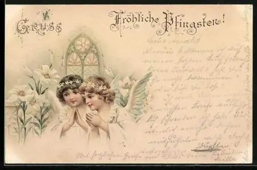 AK Fröhliche Pfingsten, Zwei betende Engel in einer Kirche