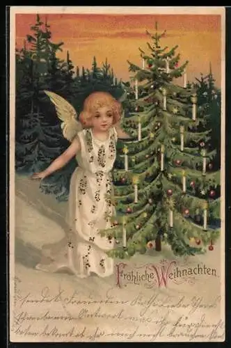 AK Weihnachtsengel neben einem Weihnachtsbaum im Wald