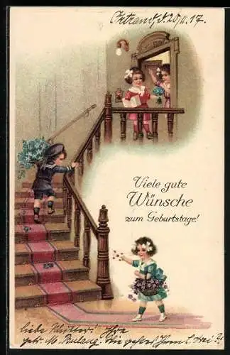 AK Kleine Gratulanten auf einer Treppe, Glückwunsch zum Geburtstag