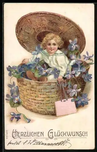 Präge-AK Glückwunsch zum Namenstag, Kind sitzt in Korb voller Veilchen