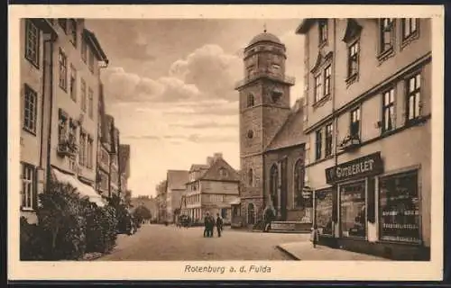 AK Rotenburg a. d. Fulda, Strassenpartie mit Geschäft Gutberlet und Kirche
