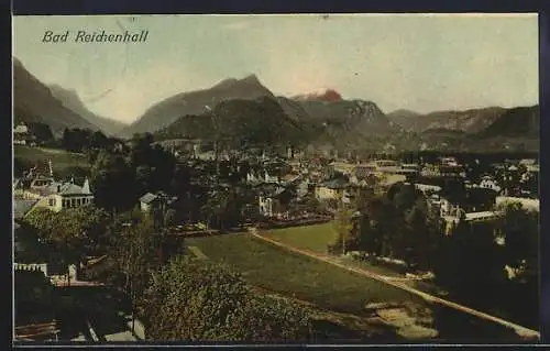 AK Bad Reichenhall, Ortsansicht mit Bergen