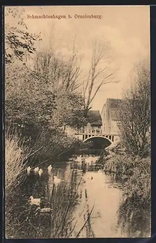 AK Schmachtenhagen b. Oranienburg, Ortspartie mit Brücke