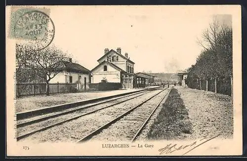 AK Luzarches, La Gare, Bahnhof