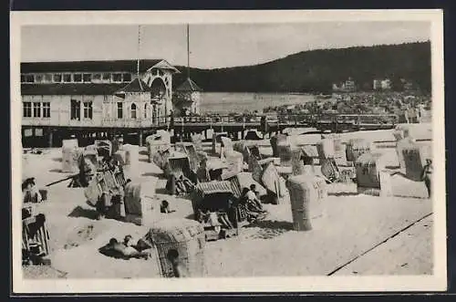 AK Binz a. Rügen, Strand mit Badegästen