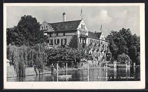 AK Konstanz a. B., Insel Hotel vom Wasser aus