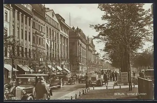 AK Berlin, Unter den Linden, Blick auf Strasse