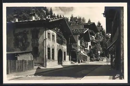 AK Partenkirchen, Strasse am Alten Haus