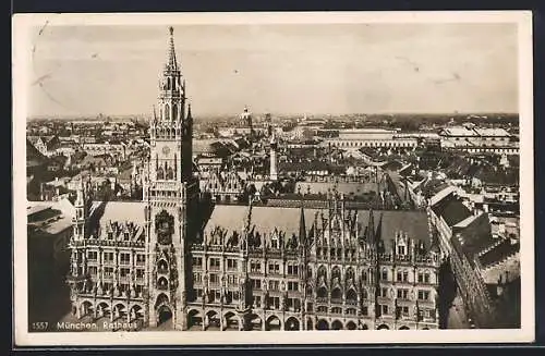 AK München, Rathaus mit Strassenpartie
