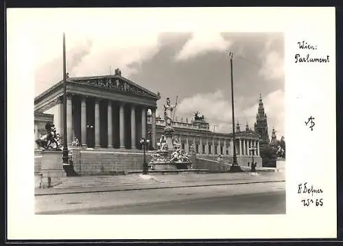 Foto-AK Adalbert Defner: Wien, Partie am Parlament