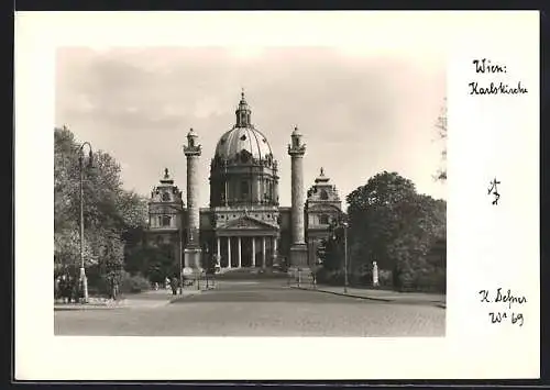 Foto-AK Adalbert Defner: Wien, Blick auf die Karlskirche