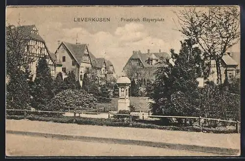 AK Leverkusen, Friedrich Bayerplatz mit Wettersäule