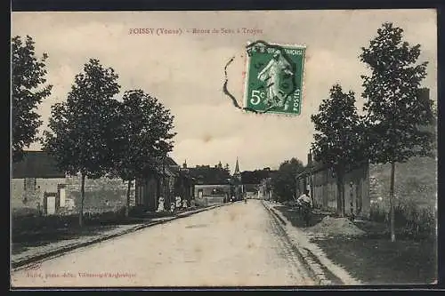 AK Foissy /Yonne, Route de Sens à Troyes