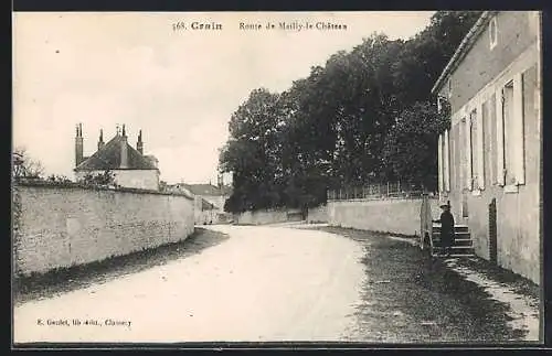 AK Crain, Route de Mailly-le-Château avec bâtiments et arbres le long du chemin