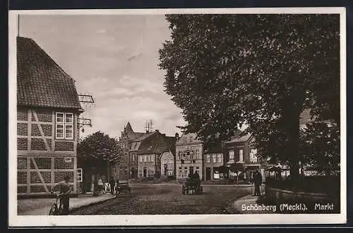 AK Schönberg /Meckl., Markt mit Fachwerkhaus