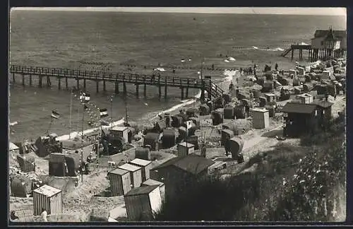 Foto-AK Koserow, Strand mit Landungssteg