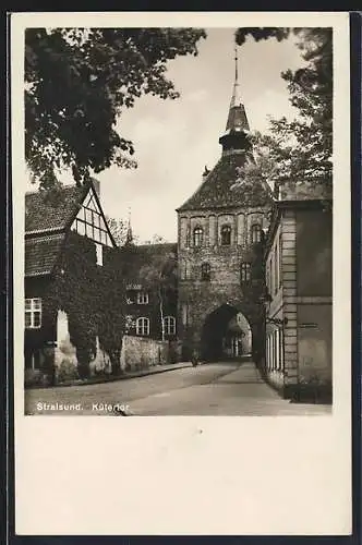 AK Stralsund, Kütertor mit Strassenpartie