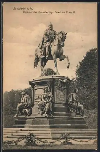 AK Schwerin i. M., Denkmal des Grossherzogs Friedrich Franz II.