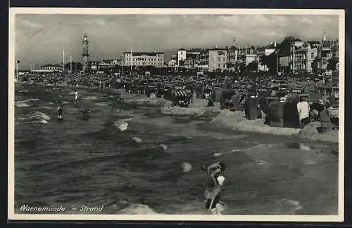 AK Warnemünde, Strandpartie mit Badegästen