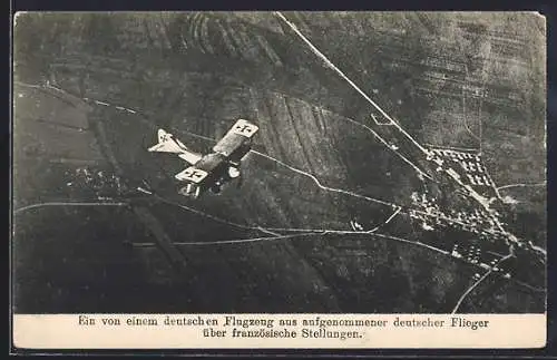 Foto-AK Flugzeug, deutscher Flieger über französischen Stellungen