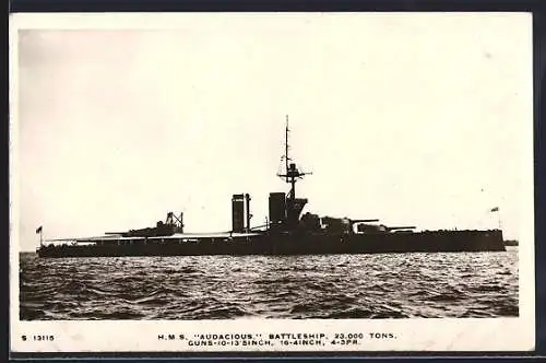 AK Kriegsschiff HMS Audacious auf See