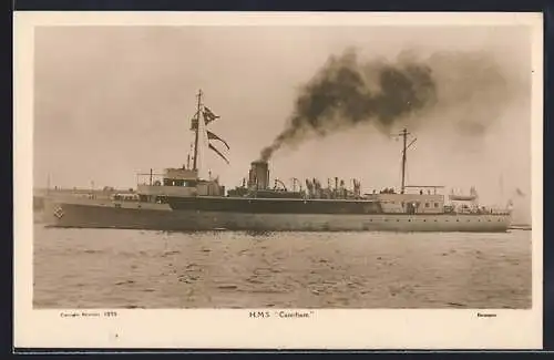 AK Kriegsschiff HMS Caterham auf See