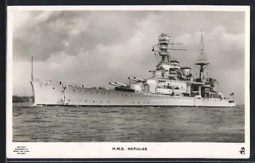 AK Kriegsschiff HMS Repulse auf See