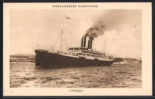 AK Passagierschiff Porthos mit rauchendem Schornstein