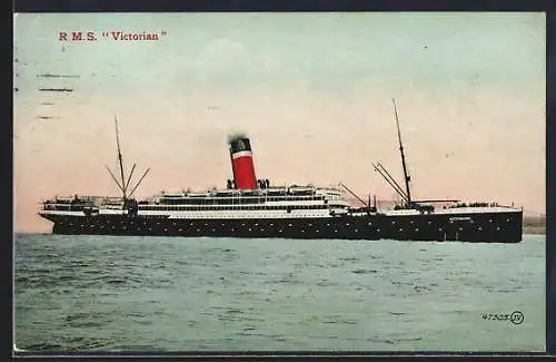 AK Passagierschiff RMS Victorian auf See
