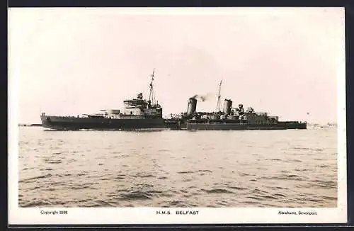AK Kriegsschiff HMS Belfast auf See