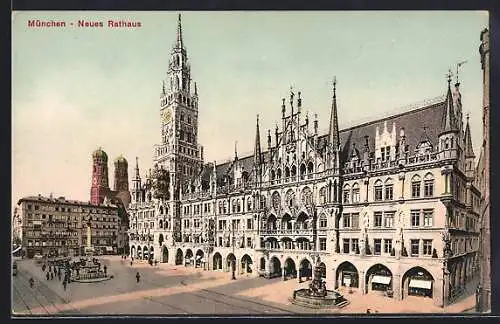 AK München, Rathaus und Marienplatz