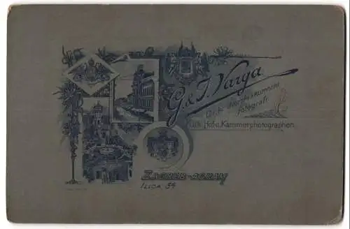 Fotografie G. & I. Varga, Zagreb, Ilica 34, Ansicht Zagreb, Ateliersansicht mit Strassenpartie, Wappen