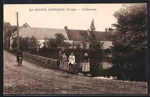 AK Boeurs-en-Othe, La Grande Jarronnée, L`Abreuvoir
