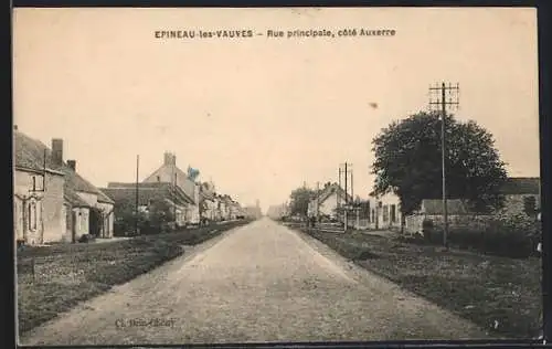 AK Épineau-les-Voves, Rue principale, côté Auxerre